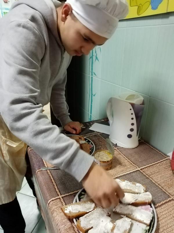 Чаепитие в кафе "Каприз"