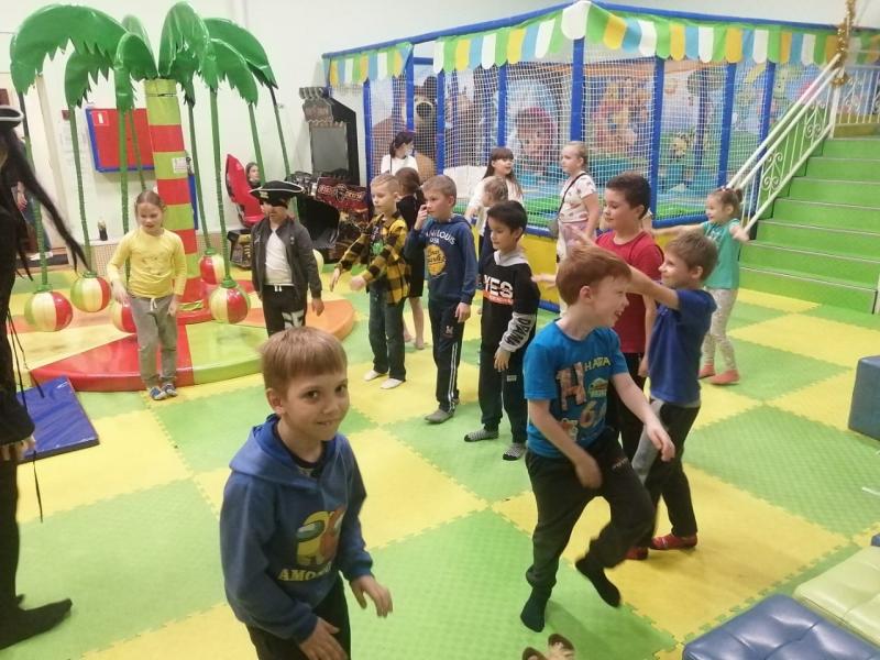 Сегодня наши воспитанники посетили клуб "Дружба"