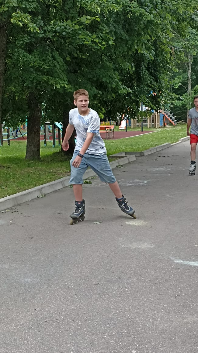 Катание на роликах